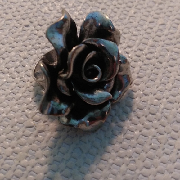 Chunky adjustable silver tone ring - Picture 5 of 7